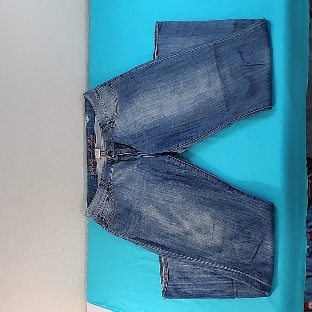 Not Of This World Jesus Medium Wash Distressed Denim Jeans, Size 33